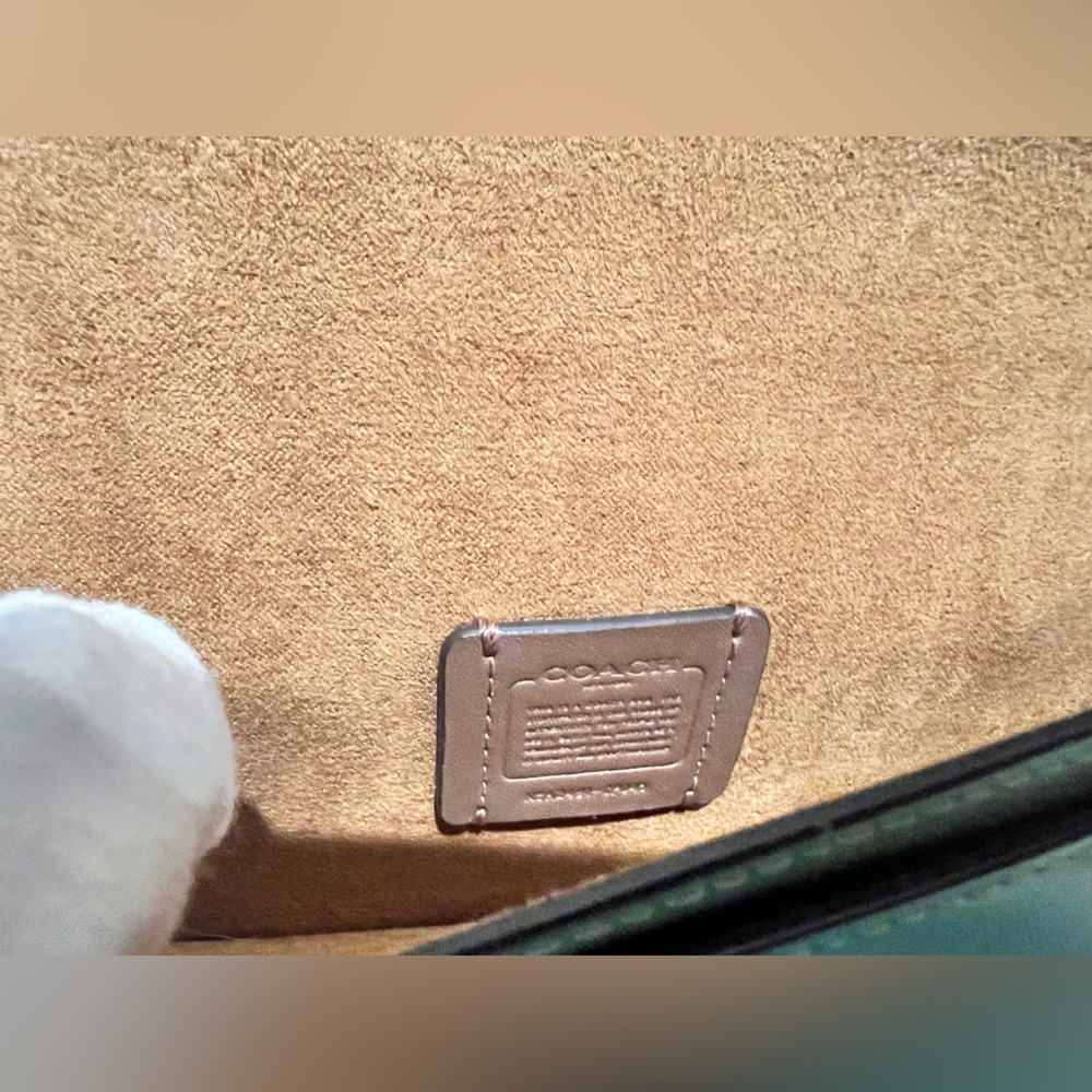 Coach Eliza Flap Crossbody/Clutch, like new R$298 - Picture 16 of 16